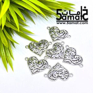 6 دلايه قلب مزخرف بحلقتين لون فضي