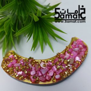 طوق كردان كبير هاندميد قطعه فريده غير متكرره  بالأحجار والصدف عرض 9.5 سم سمك 7 ملم