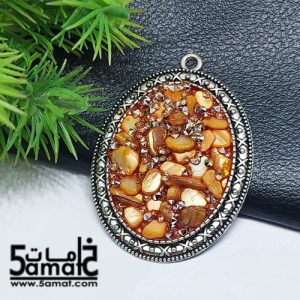 دلايه  بالاحجار والصدف- اطار معدن فضي – هاند ميد قطعه غير متكرره