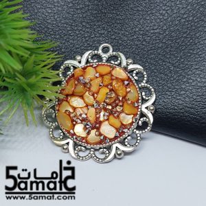 دلايه  بالاحجار والصدف- اطار معدن فضي – هاند ميد قطعه غير متكرره