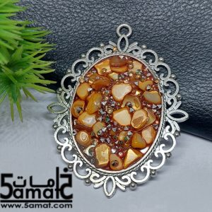 دلايه  بالاحجار والصدف- اطار معدن فضي – هاند ميد قطعه غير متكرره