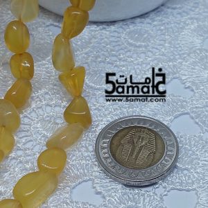 فرع مفرد عقيق أصفر شبه شفاف- حبات متوسطه روك غير منتظمه – من 36 ل38 سم – كود AG2026